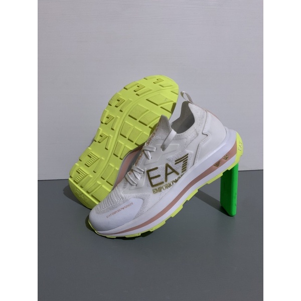 Sepatu EA7 EMPORIO ARMANI WHITE TERBARU Original Made in Indonesia