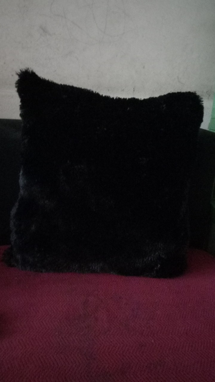 Bantal Rasfur Kotak Bulu Halus N Empuk Isi Dakron