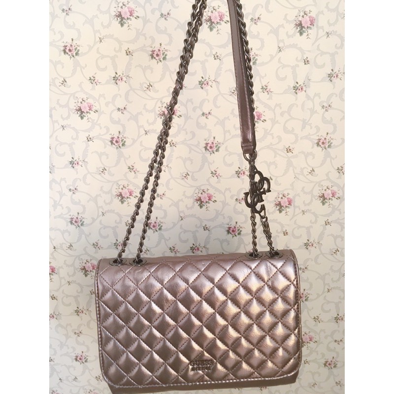 Preloved VVGC Bag Guess