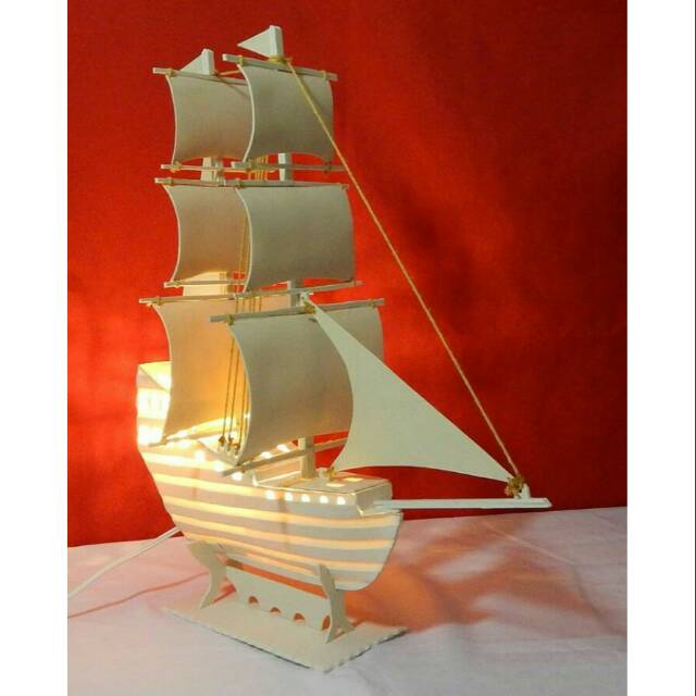 Lampu hias/lampu tidur model kapal pesiar