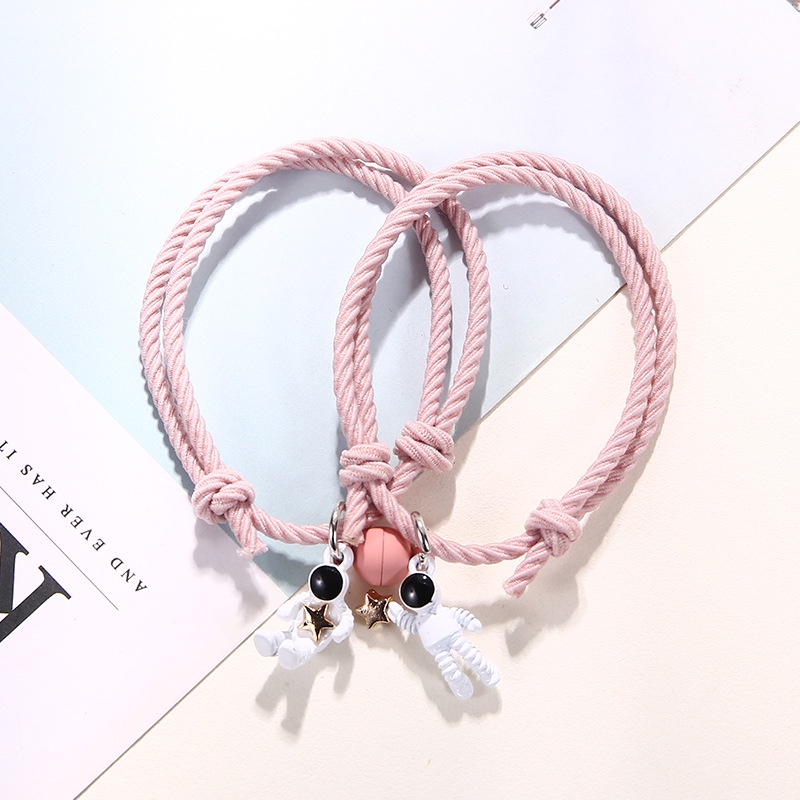 Astronaut magnet attracts small rubber band to send boyfriend couple Bracelet a pair of adjustable hair rope Korean female students