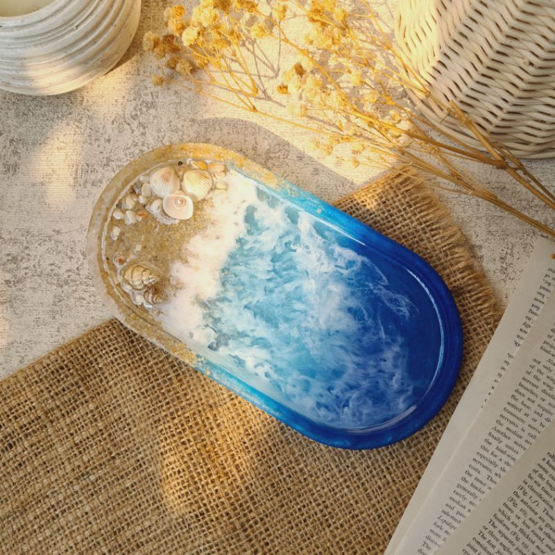 

Reed Diffuser Tatakan Aksesoris Resin Tray Kado Gift Box Hampers Souvenir Ulang Tahun