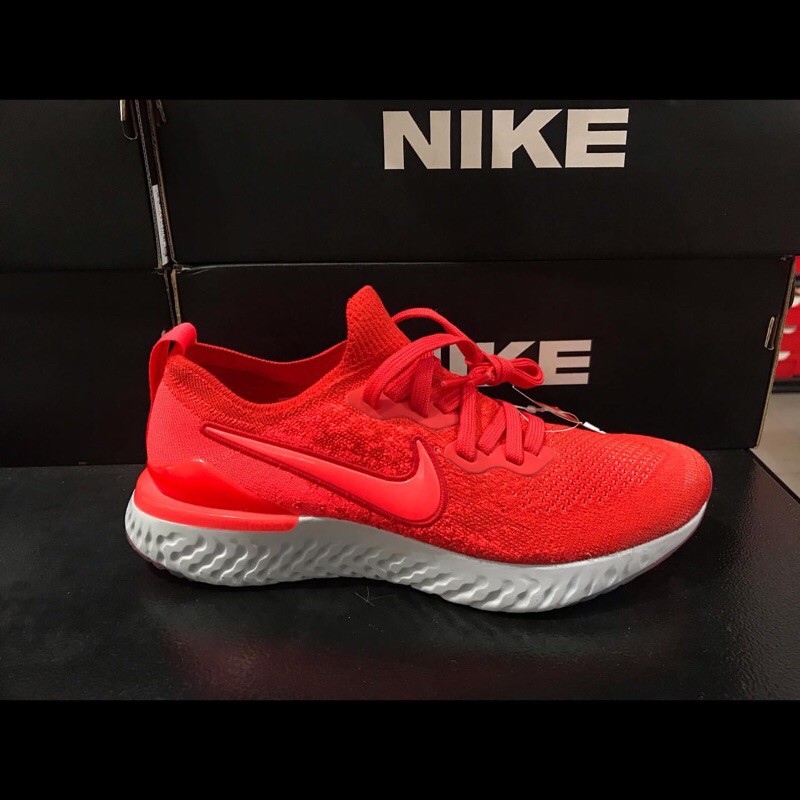 NIKE REACT RUNNING WANITA SEPATU LARI