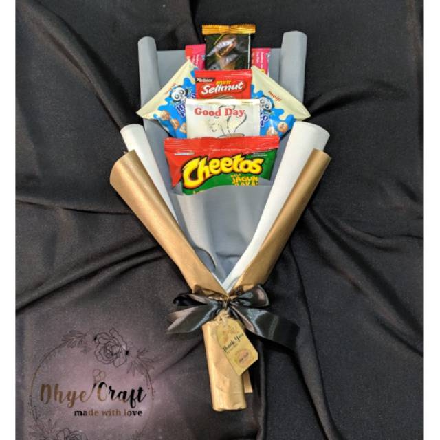 

buket snack mix , buket janjanan unik kado wisuda unik