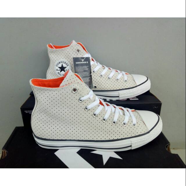 ORIGINAL 100% Sepatu Sneakers Casual Converse CT AS Hi 161436C Kulit