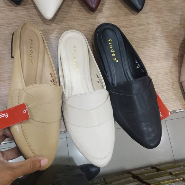 Sepatu slop wanita fladeo