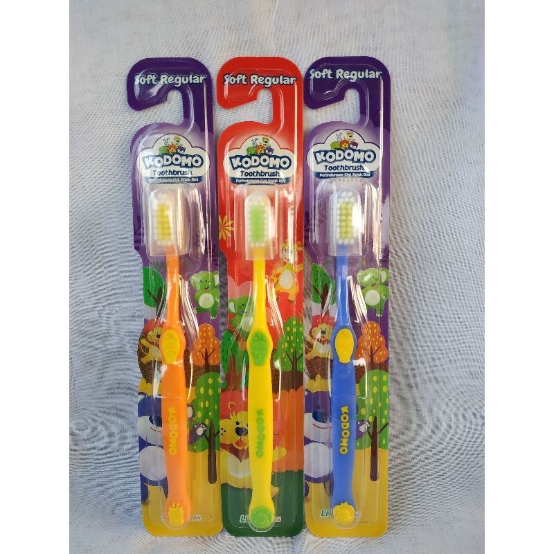 Kodomo Tooth Brush Reguler - Kodomo sikat gigi Reguler + Tutup sikat