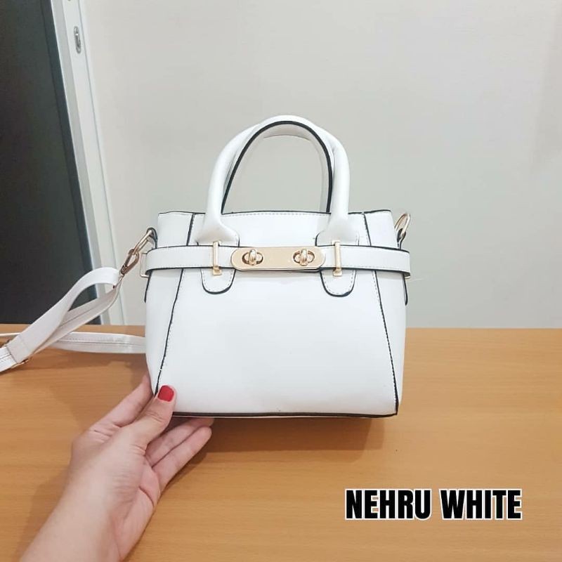 Nehru-white-slingbag-womanbag