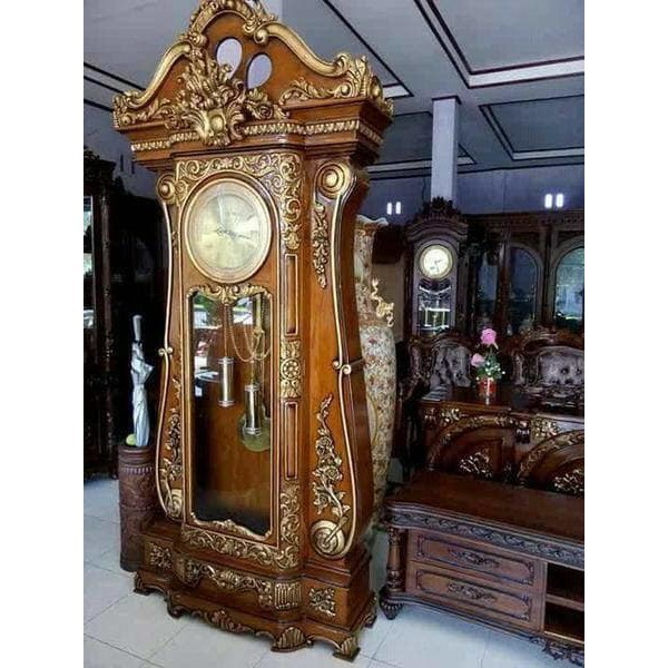 Jam Hias Bagong Ukir Kayu Jati Jepara Model Mewah