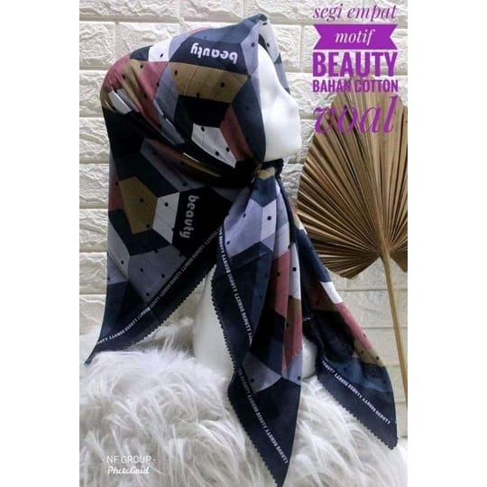 Hijab beauty mora segi empat voal sublime lassercut