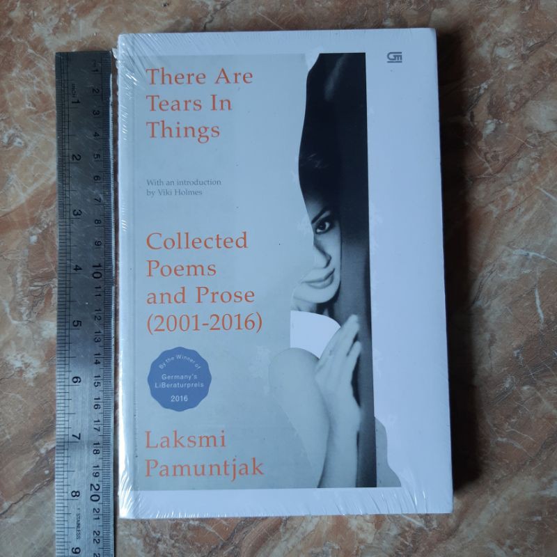 Buku There Are Tears In Things - Laksmi Pamuntjak