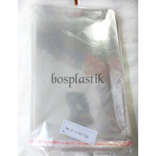 

Plastik OPP Baju Lem / Seal uk 21x30 (100 lembar)
