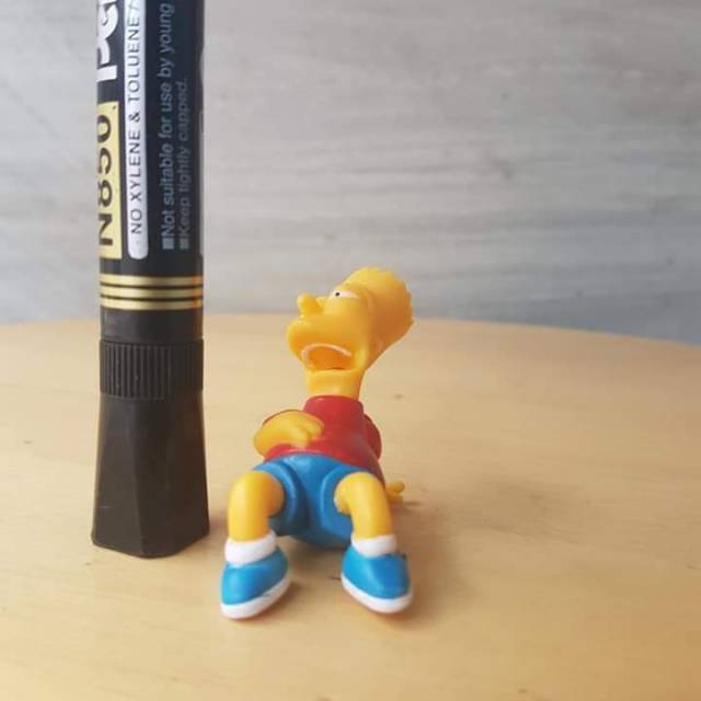 mainan action figure bart simpson duduk the simpsons movie tinggi seki