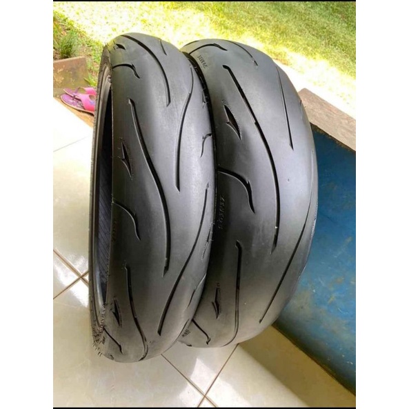 sepasang ban Vixion, CBR, NINJA, VERZA DLL merk ZENEOS ZN62 ORIGINAL TUBLES
