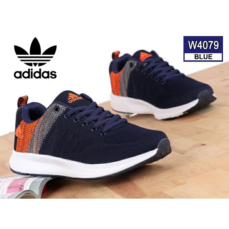Sport Shoes Pria Adidas W4079