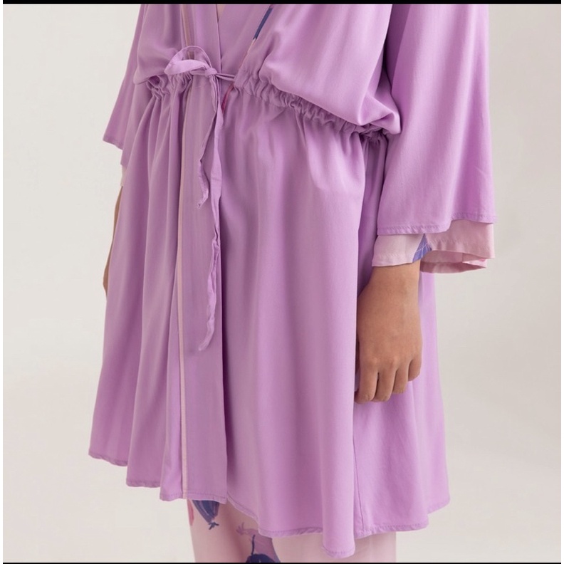 Preloved kamiidea Outer  size SM