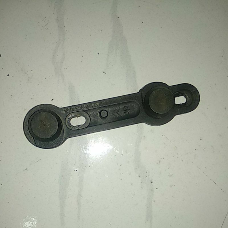 Fidlock Base - Dudukan Bidon Magnet Fidlock