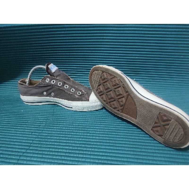 SEPATU SECOND CONVERSE CHUCK TAYLOR SLIP ON