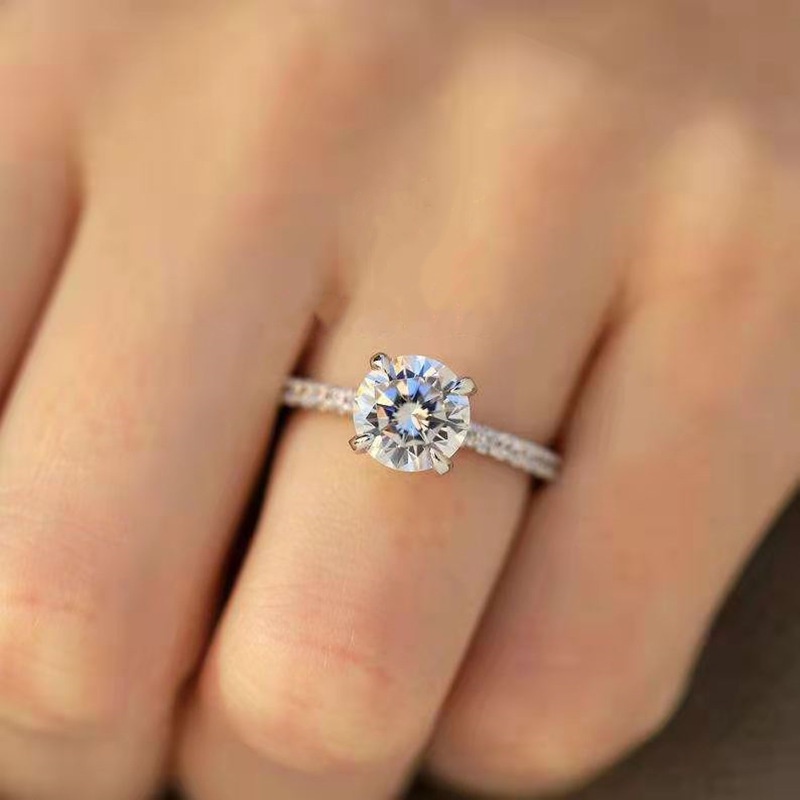 Creative fashion silver classic four-claw imitation diamond ring European and American jewelry