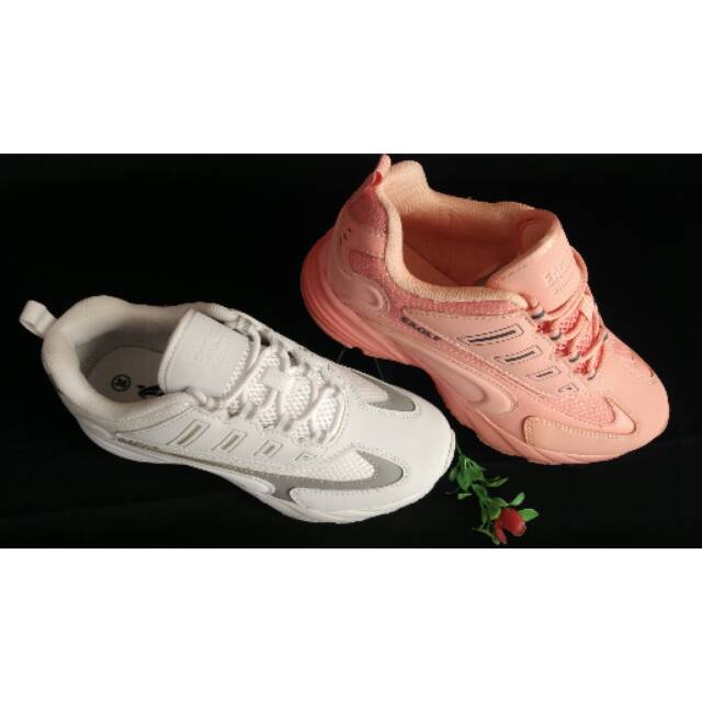 Sepatu wanita Eagle osaka putih/orange muda