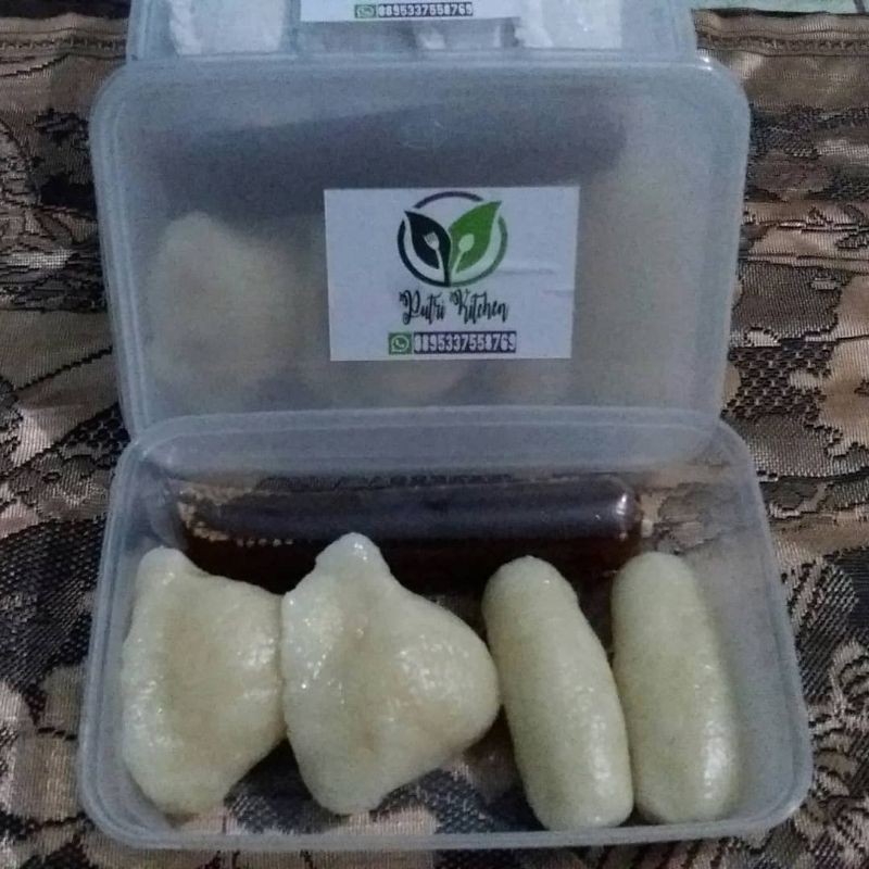 

Pempek