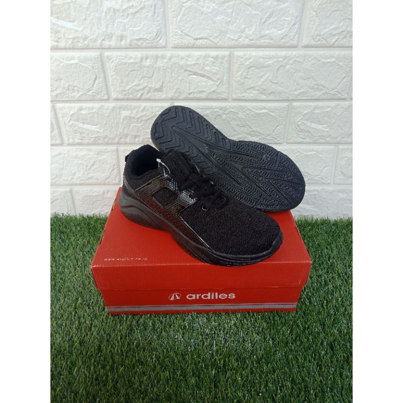 sepatu sekolah hitam ardiles