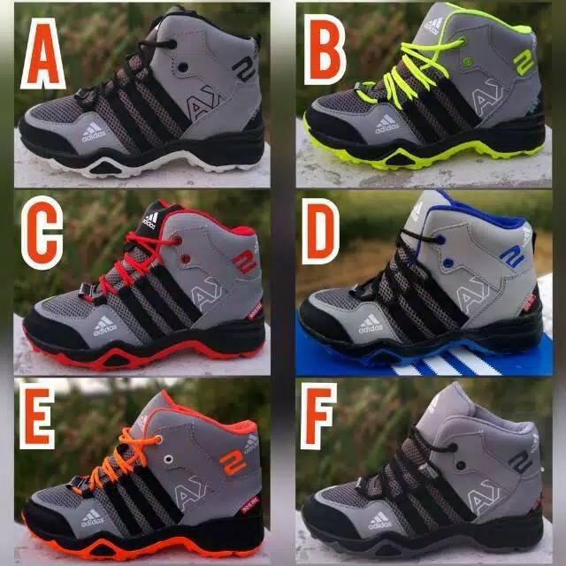 Sepatu sneakers boot adidas ax2
