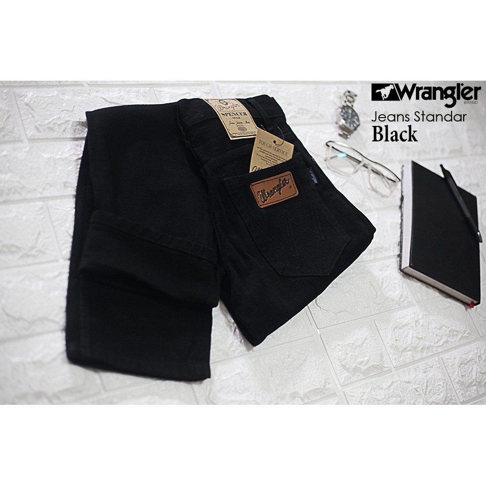 CELANA JEANS PRIA WRANGLE'R STANDAR-Hitam