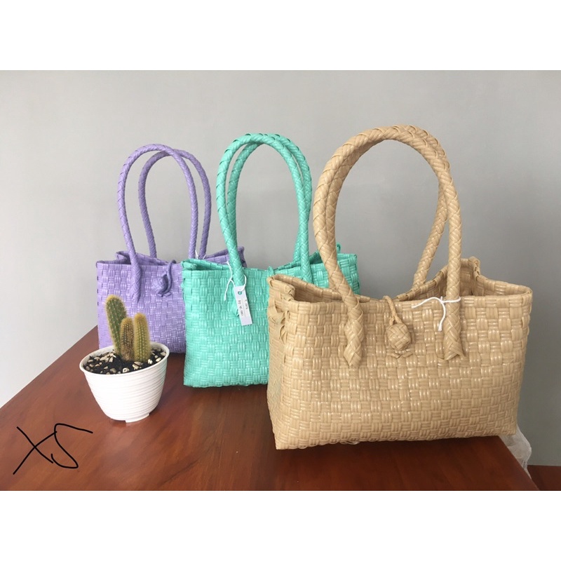 tas anyaman bali size xs / tas plastik jali / tas jinjing anyam