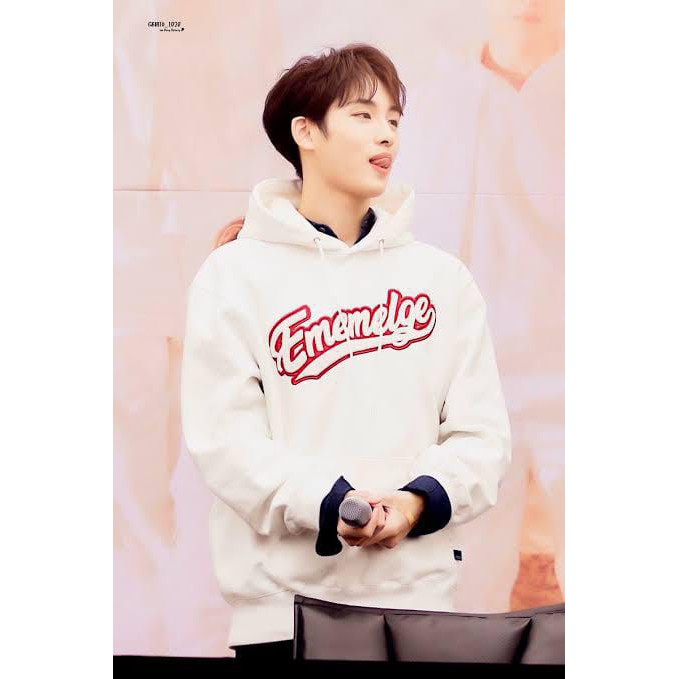 Jaket NCT Jisung Ememelge