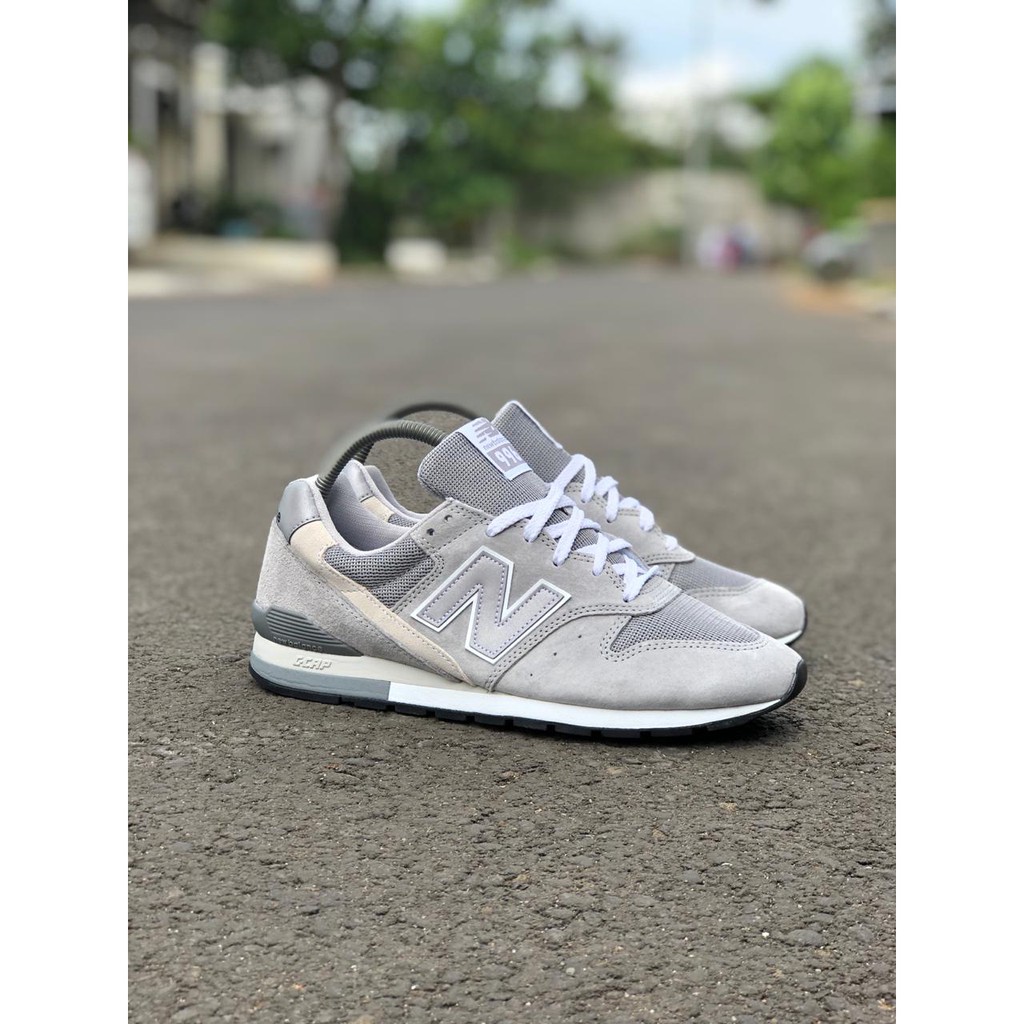 Sepatu Sneakers New Balance NB 996 Grey Original