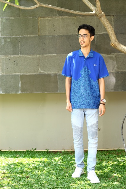 Loyal Kaos Polo Batik Biru Modern Pria M L XL XXL