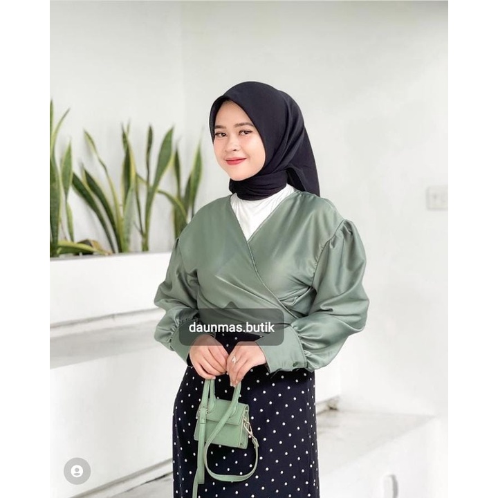 1KG MUAT 4PCS | SATIN SILKY WRAP BLOUSE HITS OOTD SELEBGRAM FASHION GROSIR MURAH WANITA TERMURAH