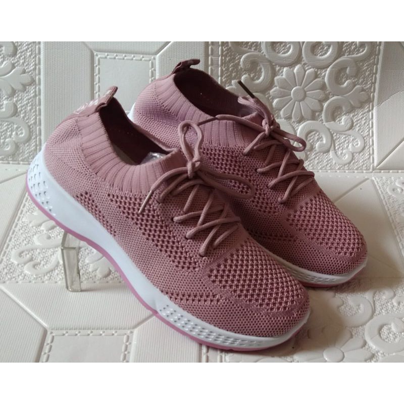 SEPATU  SLIP ON RAJUT KDM IMPORT WANITA,OLAH RAGA,SENAM RUNNING