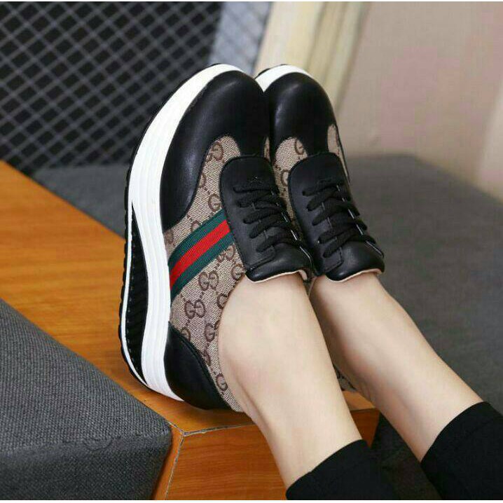 SEPATU WEDGES CEWEK WANITA GUCCI HITAM KERJA KANTOR KULIAH SEKOLAH CASUAL SANTAI SIMPLE KOREA MURAH