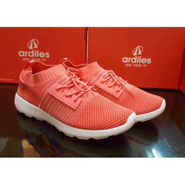 Sepatu Running Ardilles Pecora Pink