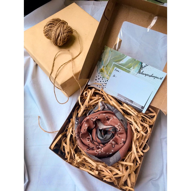 

gift box hijab