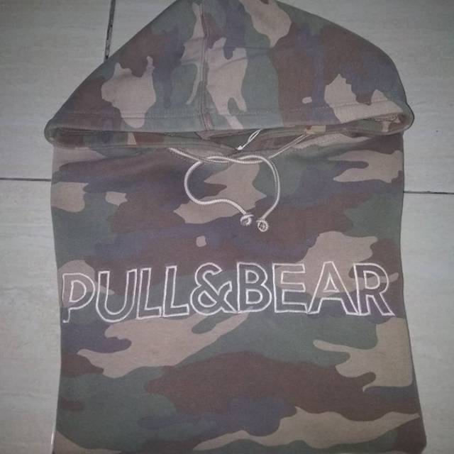 Pullover hoodie pull&bear camo