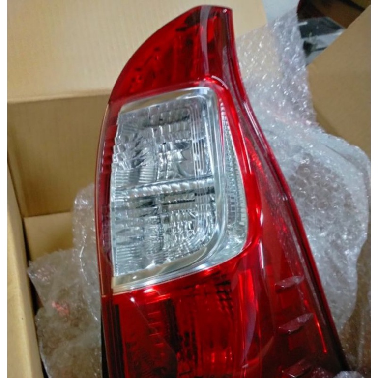 Lampu Stop/Lampu Blakang AVANZA 2015-2018 ada Kiri-Kanan