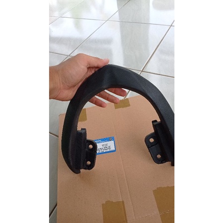 Behel belakang Honda Beat Karbu