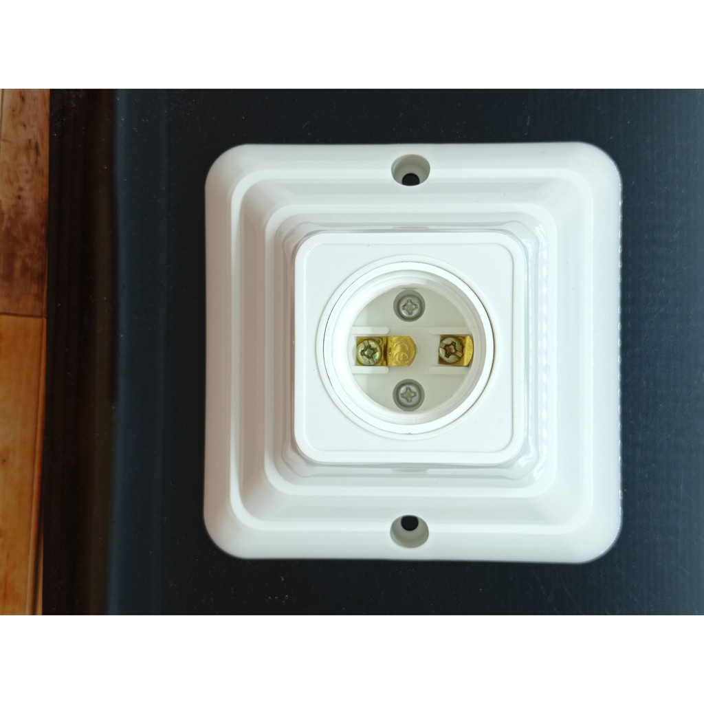 Fiting Lampu Plafon Panasonic NLP 52202 putih