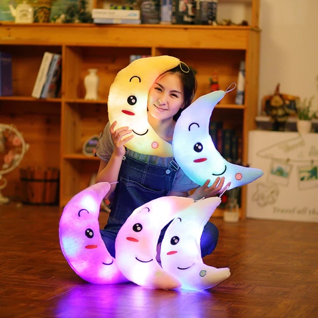 Boneka Bantal Bulan LED Hiasan Kamar Tidur Lucu dan Imut