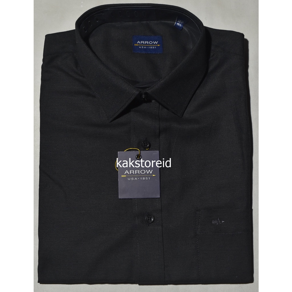 Kemeja Pria Formal Lengan Pendek ARROW Hitam Motif Reguler ARR 230