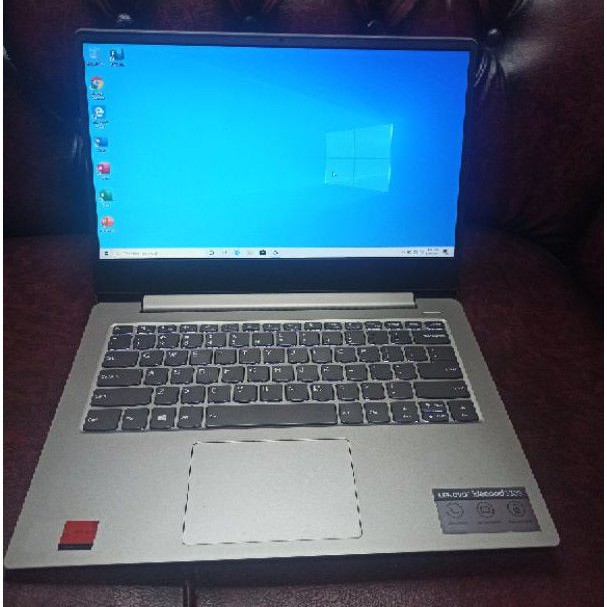 Lenovo Ideapad 330s Slim Intel Core i5 8250 SSD 256GB Radeon Graphics Win10 Second