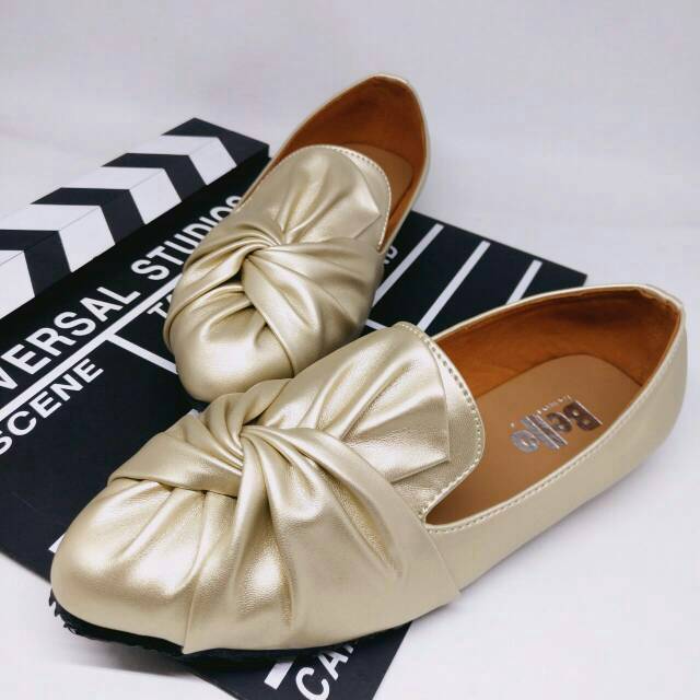 TERBARU SEPATU FLAT WANITA CEWEK ORI BRANDED TRENDY KEKINIAN BUAT KONDANGAN KULIAH CASUAL KOREA