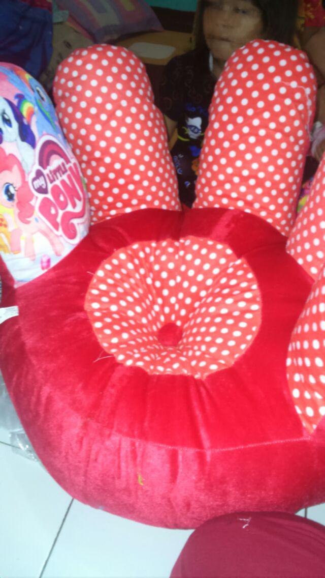 Sofa Jari Karakter