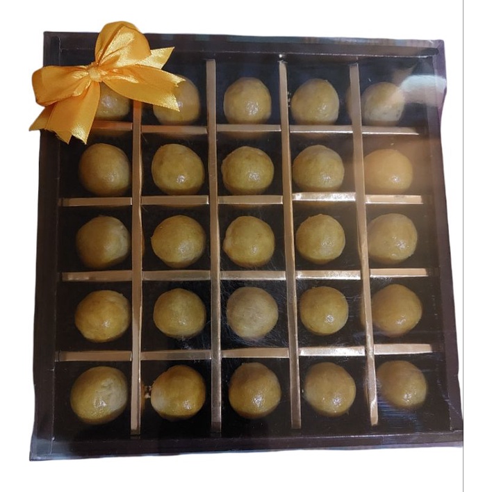 

Kue Nastar (box hampers)