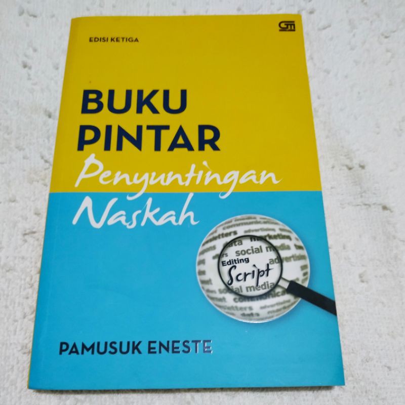 BUKU PINTAR Penyuntingan Naskah PAMUSUK ENESTE
