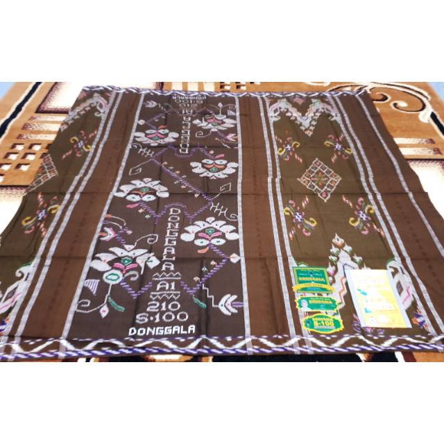 Sarung sutra donggala s100 mgt