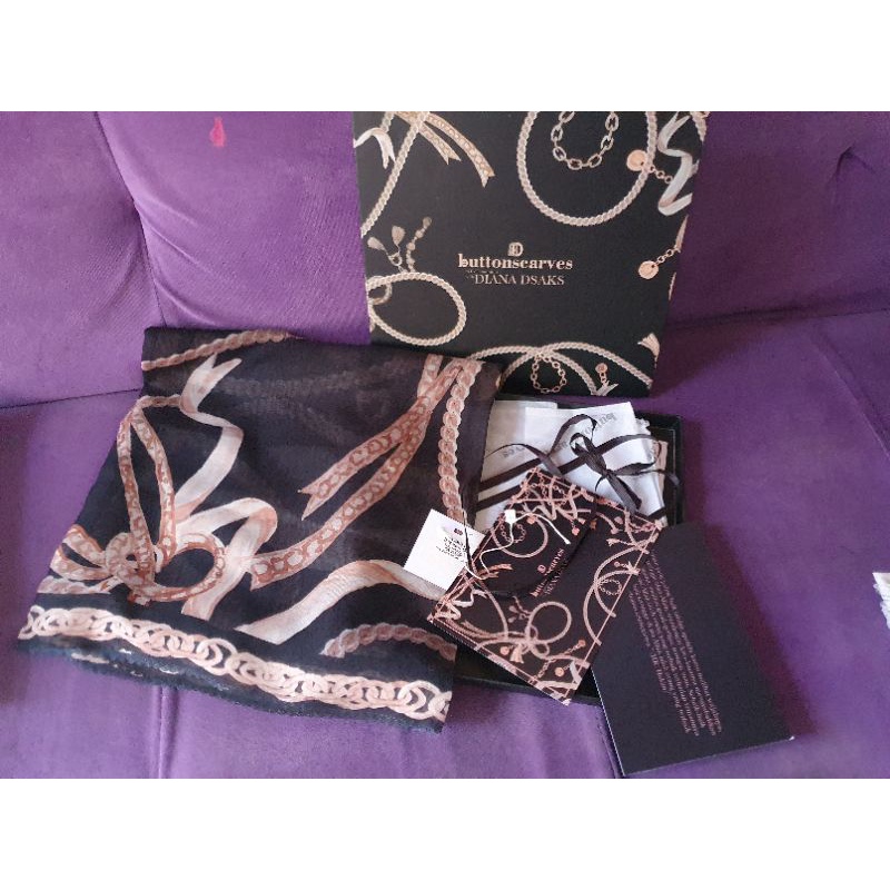 PRELOVED BUTTONSCARVES THE CHAIN SERIES Black